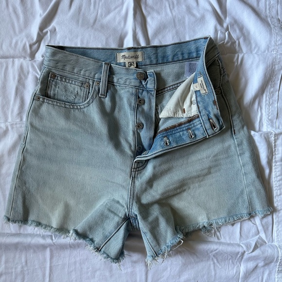 Madewell Jean Shorts in Fitzgerald Wash - Picture 11 of 11